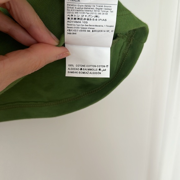 NWT United Colors of Benetton 3/4 length sleeve green tee with boat neck. - Picture 5 of 5